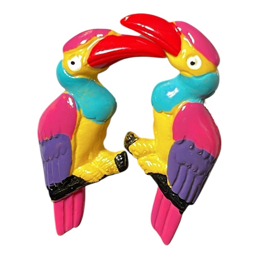 0076 vintage toucan stud earrings perfect for vacation - Picture 2 of 4